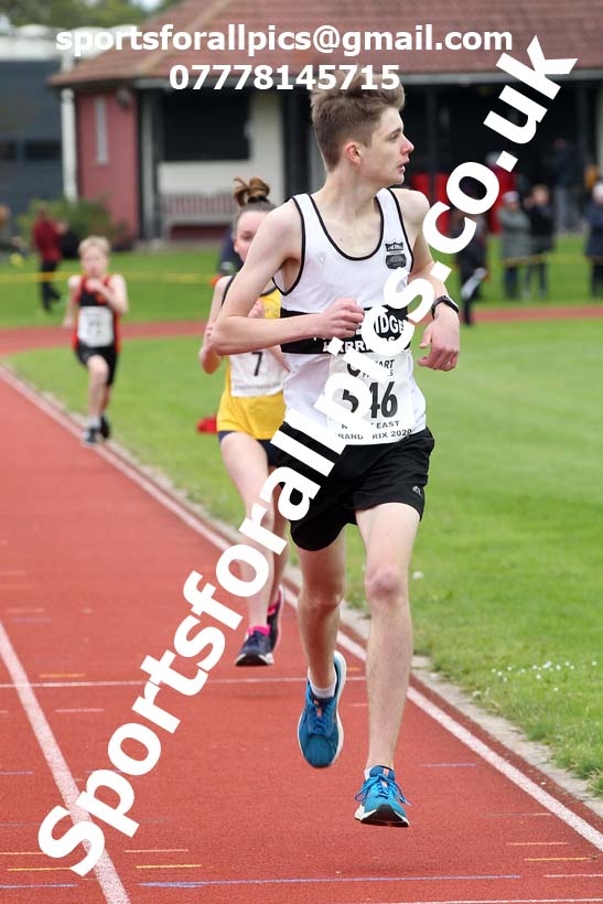800 metres, NECAA Open Meeting, Morpeth, Sunday, September 27th. David T. Hewitson/Sports for All Pics